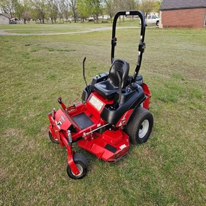 Tondeuse à gazon Ferris IS6200 Fast Cut 54 pouces à braquage zéro avec moteur de 48 CV pour grandes surfaces, conduite fluide et rendement fiable - Product Image 4