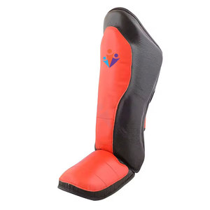 Protège-tibias en cuir haut de gamme, dernier design, qualité supérieure, sur mesure, fabriqués au Pakistan, les plus vendus pour la boxe et le MMA - Product Image 3