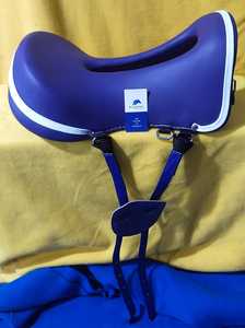 อานม้า BLUHORSE รุ่น Endurance สีม่วง ทำจากหนัง PU พร้อมฮาร์ดแวร์ชุบนิกเกิล โครงไฟเบอร์ รุ่น BH-4202 ทนทาน ขนาด 18 นิ้ว น้ำหนัก 2.75 กิโลกรัม - Product Image 6