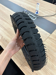 Neumático para Carretilla KM 101, Resistente, Sin Cámara, de Caucho Natural, Construcción Duradera, Gran Capacidad de Carga, para Uso Industrial - Product Image 2