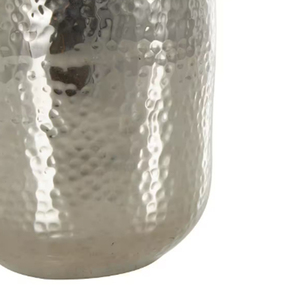 Vase en aluminium martelé argenté avec ouverture conique, vases à fleurs en métal - Product Image 3