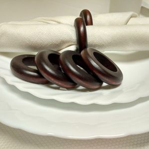 Anillo para Servilletas de Madera Pulida de Lujo, Diseñado para Impresionar a los Invitados Durante Comidas Formales - Product Image 4