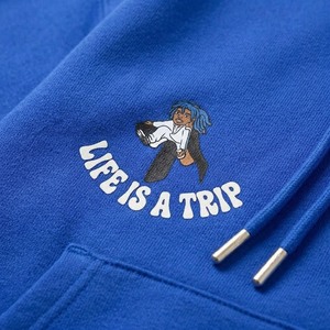 Sudadera con capucha de forro polar grueso azul real personalizada con estampado gráfico, estilo urbano oversize para adultos - Product Image 4