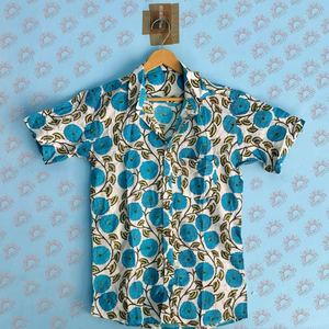 เสื้อเชิ้ตแขนสั้นผู้ชายผ้าฝ้ายแท้ 100% ทำมือ ระบายอากาศได้ดี เป็นมิตรกับสิ่งแวดล้อม ลายดอกไม้พิมพ์ลายชายหาด สำหรับงานปาร์ตี้กลางแจ้ง - Product Image 2