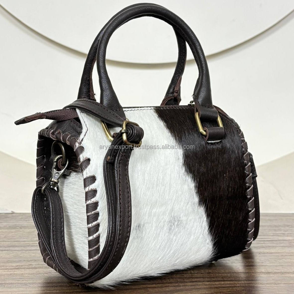 สีน้ำตาล