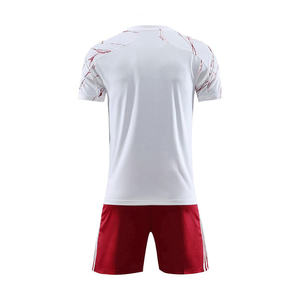 Maillots de football américain personnalisés de qualité supérieure, dernier design, ensemble uniforme d'équipe, polyester respirant, vente en gros Pakistan - Product Image 2
