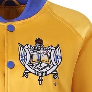 Chaqueta Bomber Dorada de Satén Sigma Gamma Rho, Bordado Personalizado en Chenilla, Ropa de Hermandad Griega para Mujer - Product Image 3