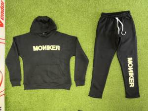 Ensemble de survêtement de qualité supérieure, personnalisable, en tissu épais, avec logo personnalisé et design unique, impression sérigraphique. - Product Image 2