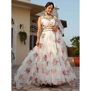 Lehenga choli ผ้าโปร่งพิมพ์ลายสีขาวดีไซน์หรูหราสำหรับผู้หญิง - Product Image 5