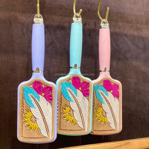 Gran oferta 2024 tallado a mano Western Tooled Leather Designer Paddle Hairbrush Soft And Detangle Professional Hair Comb Accesorios - Product Image 3