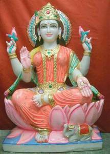 Statue de Laxmi Mata en marbre blanc antique, avec main de bénédiction, en position assise sur un lotus, pour la maison et le temple - Product Image 6