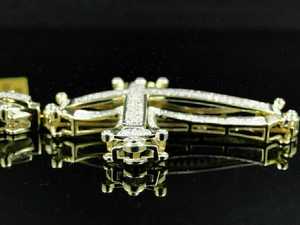 Colgante de cruz de lujo chapado en oro amarillo de 18 quilates con moissanita y diamantes para hombre, joyería cristiana hip hop S925 - Product Image 6