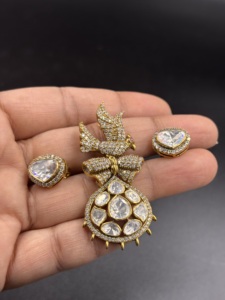 Gold Plated Silver Classic <b>Crystal</b> Bird Pendant Set Stud Earrings Vintage <b>Animal</b> Themed Charms Gift Unisex Bird Jewelry - Product Image 3