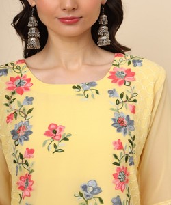 ชุดคุर्ติงานปักลายชิกันคารีแบบหรูหราสไตล์จอร์เจตต์ ลัคโนวี สำหรับงานเทศกาล ราคาขายส่ง เสื้อผ้าชาติพันธุ์ สีเหลือง - Product Image 3