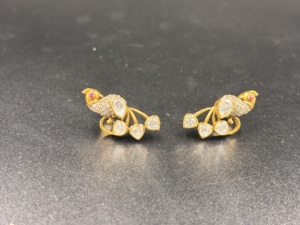 Boucles d'oreilles clous en or avec diamants taille poire et rubis, bijoux de fête classiques de luxe en argent pour femme - Product Image 3