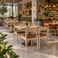Ensemble de table carrée moderne avec chaises latérales en cuir PU et structure en bois, pour restaurant, salle à manger, usage commercial, personnalisable, OEM, vente en gros, Chine