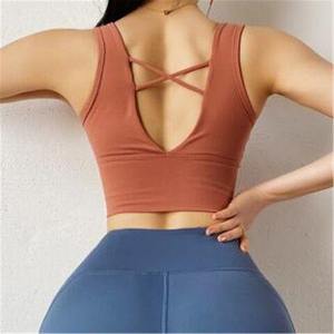 Sujetador deportivo diseñado para brindar comodidad, flexibilidad y soporte confiable durante los entrenamientos. Tejido suave, elástico y transpirable. - Product Image 2