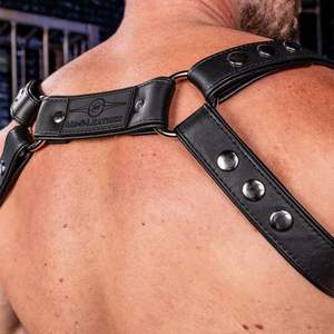 Harnais de poitrine en cuir pour homme, noir, ajustable, en cuir de qualité supérieure, pour clubwear - Product Image 2