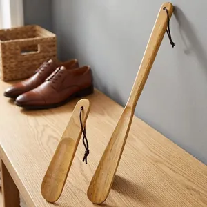 Juego de 2 calzadores de madera, calzador de mango largo de 15.7 pulgadas y calzador corto de 6.2 pulgadas, de madera duradera, ayuda para el calzado, para el hogar y viajes - Product Image 4