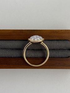 แหวนเพชรทรงกลมเพาะเลี้ยงในห้องปฏิบัติการ ประดับขอบเพชร สำหรับผู้หญิง ทองคำแท้ 14K ของขวัญวันครบรอบสุดพิเศษสำหรับแฟนสาว - Product Image 6