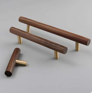 Tiradores de Muebles de Lujo Ligero de Madera en Forma de T, Manijas para Gabinetes de Cocina, Tiradores para Cajones y Cómodas, Artesanía en Resina - Product Image 1