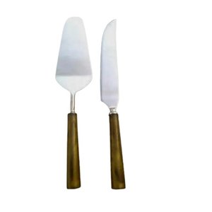 Couteau et Spatule à Gâteau en Acier Inoxydable de Style Occidental avec Manche Fait Main au Design Unique et Différent - Product Image 1