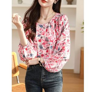 Blusa Elegante para Mujer con Estampado Floral y Mangas Largas Abullonadas para un Toque Moderno - Product Image 3