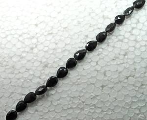 Perles de spinelle noire naturelle facettées en forme de poire, pierres précieuses en vrac pour la fabrication de bijoux, vente en gros - Product Image 3