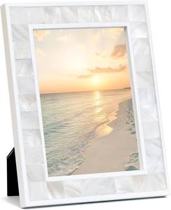 Cadre photo contemporain en nacre, élégant, fait main, mosaïque de coquillages, pour décoration intérieure moderne - Product Image 1