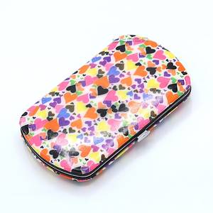 Kit de Uñas 5 en 1 con Diseño de Corazones Coloridos, Herramientas de Acero Inoxidable y Estuche Portátil para Manicura - Product Image 5