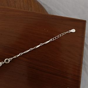 สร้อยข้อมือเงินแท้ 925 ดีไซน์วงกลม โรเดียมเคลือบเงา รูปทรงเรขาคณิต สำหรับผู้หญิง ของขวัญเครื่องประดับสุดหรู - Product Image 2