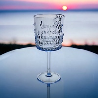 Carafe à eau classique en acrylique diamant écologique sans BPA de 2,5 litres avec couvercle, pour boire directement, eau bouillante non applicable, enfants non ciblés