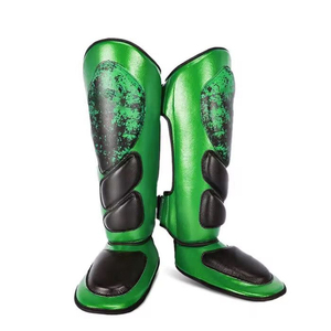 Protège-tibias personnalisables en cuir élastique EVA PU pour l'entraînement de Muay Thai et de Kick Boxing - Product Image 4