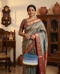 Mini Bolso de Cadena - Azul Degradado, Hecho a Mano, Étnico, Elegante, con Perlas, Dos Correas, Bolso de Hombro Boho, Tejido de Cordón de Algodón, Excelente Precio - Product Image 6