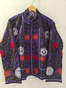 Chaqueta de Lona de Algodón con Bordado Suzani – Prenda Exterior Étnica Hecha a Mano - Product Image 2