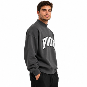 เสื้อสเวตเชิ้ตคอเต่าปักลายเชนิลล์แบบกำหนดเองสำหรับผู้ชาย ผ้าฝ้าย 100% ทรงโอเวอร์ไซส์ เสื้อสเวตเชิ้ตคอเต่าสำหรับชมรม - Product Image 4