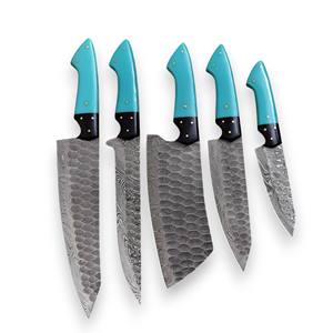 Ensemble de 5 couteaux de chef professionnels en acier Damas sur mesure, ambidextres, faits à la main avec manche en époxy et étui en cuir - Product Image 6