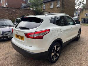 BUENA OFERTA: QASHQAI 2015 1.6 DIG-T N-TEC+ 2WD EURO 6 5DR - Product Image 2