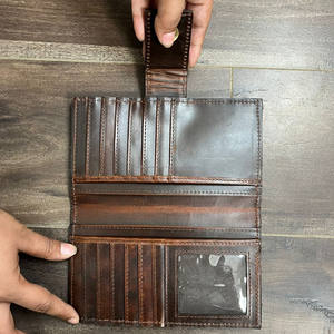 Vente en gros Portefeuille en cuir de vache usiné à la main de grande capacité Porte-cartes en cuir à carreaux véritable pour femmes Longue pochette à deux volets - Product Image 6