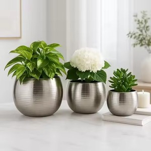 Jardinière galvanisée tendance, pot de fleurs décoratif en métal pour plantes d'intérieur, décoration de salon et de jardin - Product Image 5