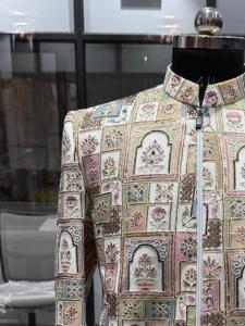 ชุดสูทธุรกิจเจ้าบ่าวแบบ Jodhpuri Sherwani ดีไซน์หรูหราขายดีอันดับต้นๆ สำหรับผู้ชาย ติดกระดุมแถวเดียว ประดับลูกปัด กันลม ระบายอากาศได้ดี - Product Image 3