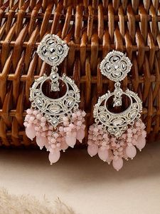 Pendientes vintage chapados en oro con cristal verde y engaste de bisel de diamantes de imitación para mujer, joyería de fiesta. - Product Image 3
