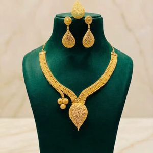 Ensemble de bijoux pour femmes, fait main, plaqué or 24 carats, cuivre et laiton, 4 pièces, créations Naykk, élégant, à porter au quotidien, mariage, fiançailles, fête - Product Image 2