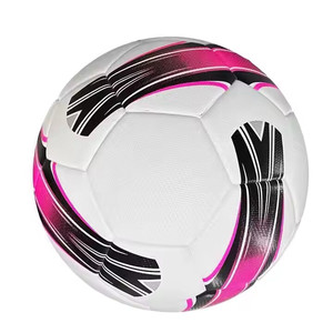 Ballon de football officiel pakistanais personnalisé en gros, tailles 4 et 5, ballon de football professionnel taille 5 - Product Image 1
