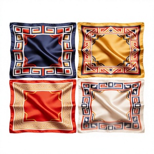 Foulard carré de luxe personnalisé imprimé à rayures Argyle, en polyester toucher satin soyeux, doux pour la peau, pour la tête, les cheveux et le cou, tendance - Product Image 1