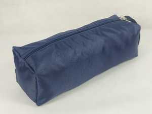 Pochette utilitaire rectangulaire bleu marine avec fermeture éclair, poignée souple, suspendable, en polyester durable, pour rangement de fournitures de bureau et cosmétiques - Product Image 4