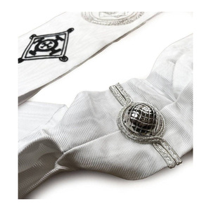 Écharpe personnalisée du commandant de la Croix Rouge de Constantine, blanche avec broderie décorative noire, symboles brodés et fermoir - Product Image 2