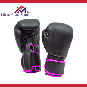 Guantes de Boxeo Profesionales de MMA en Cuero con Logotipo Personalizado y Cierre, Equipo de Entrenamiento de Boxeo de Sialkot, Pakistán - Product Image 3