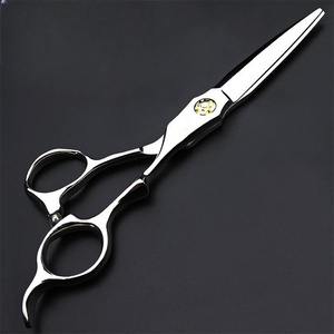 Ciseaux de coiffure 6'' en acier inoxydable JP, ensemble de ciseaux de barbier professionnels pour la coupe de cheveux, avec sac inclus - Product Image 3