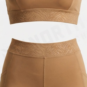 Conjuntos de Yoga Premium para Mujer, Tallas Grandes, Cintura Elástica, Logotipo Personalizable, Ropa Deportiva para Gimnasio, Fitness y Entrenamiento - Product Image 5